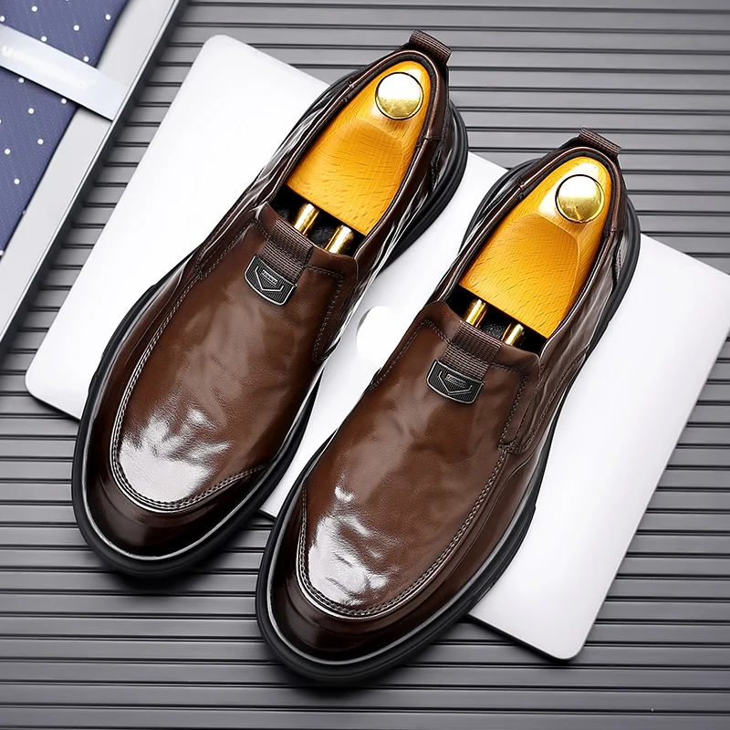 Men Leather Shoes Oxford Dress Shoes Gentleman's Stylish Business Formal Shoe Flats Wedding Shoes Elegant Patent Leather Loafers