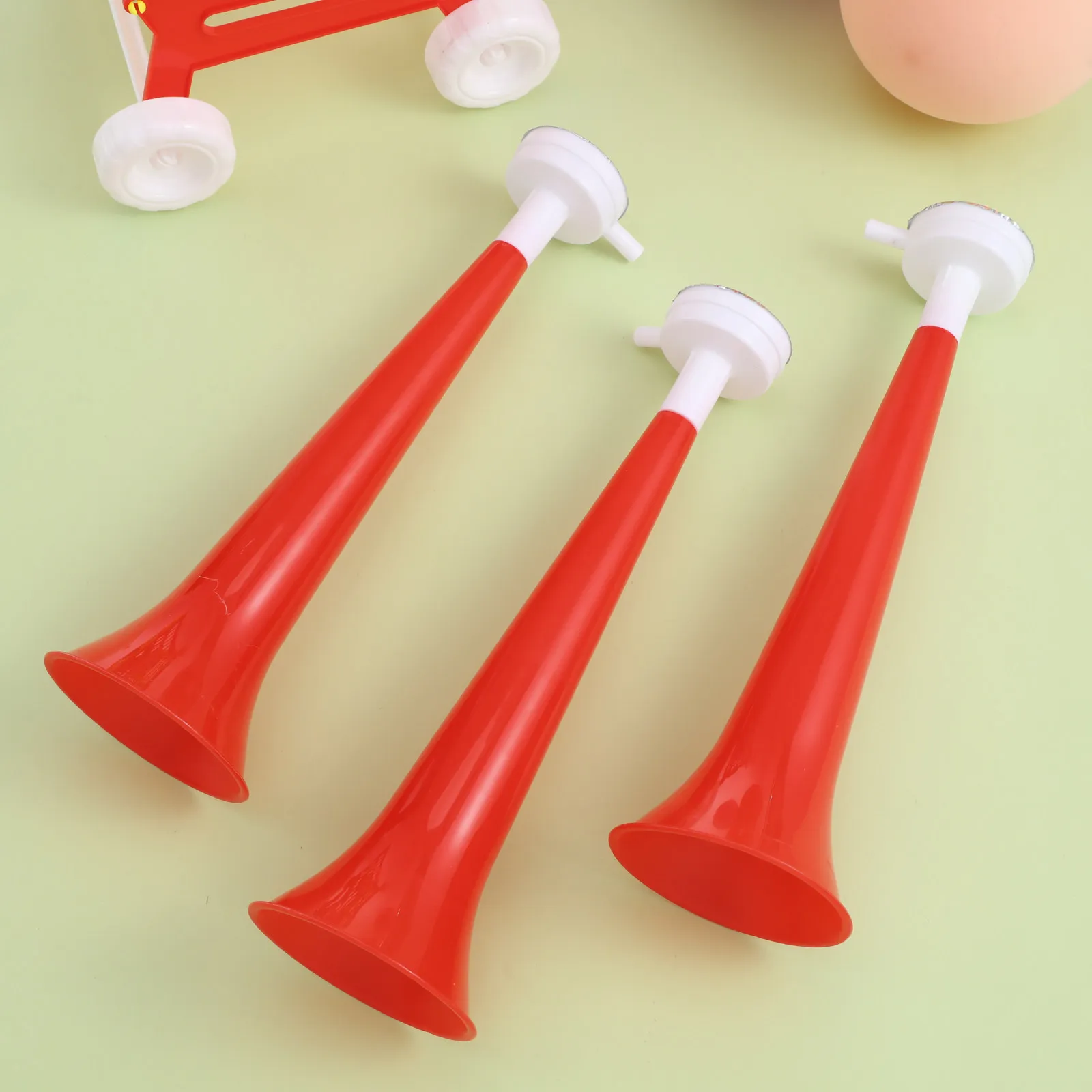 10Pcs 어린이 플라스틱 트럼펫 응원 경적 소음 발생기 파티 선물 스포츠 경기 무작위 플라스틱 트럼펫