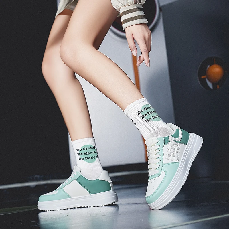 

2024 New style fashion Casual Shoes Platform Casual Sneaker unisex Vulcanized Shoes Flats Lace-up Platform Shoes for