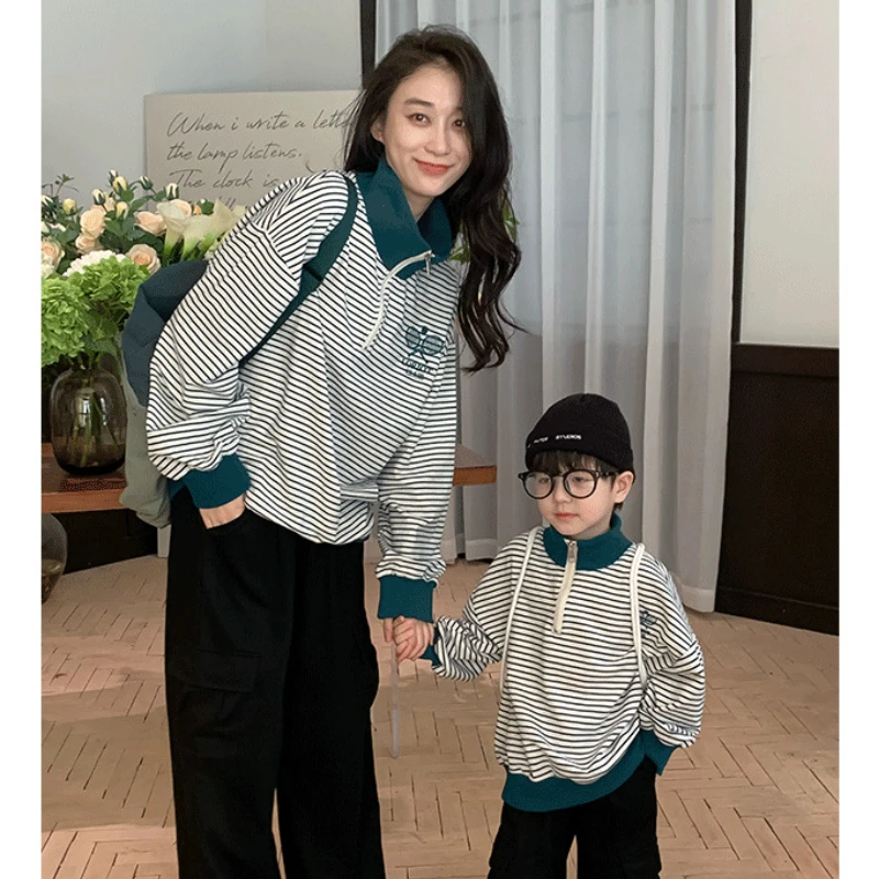 

Mom and Boy Girl Matching Sweatshirts for Mother and Daughter Zip Hoodie Korean Children's Winter Clothes 2024 Mum and Son Tops