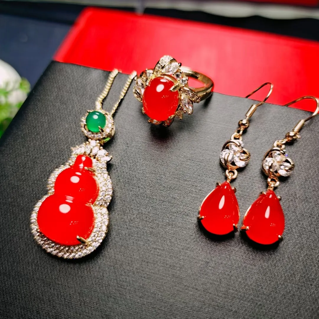 

Natural Red Jade Gourd Pendant Necklace With Zircon Emerald Carnelian Dangle Earrings And Oval Rings Women Jades Jewellery Sets