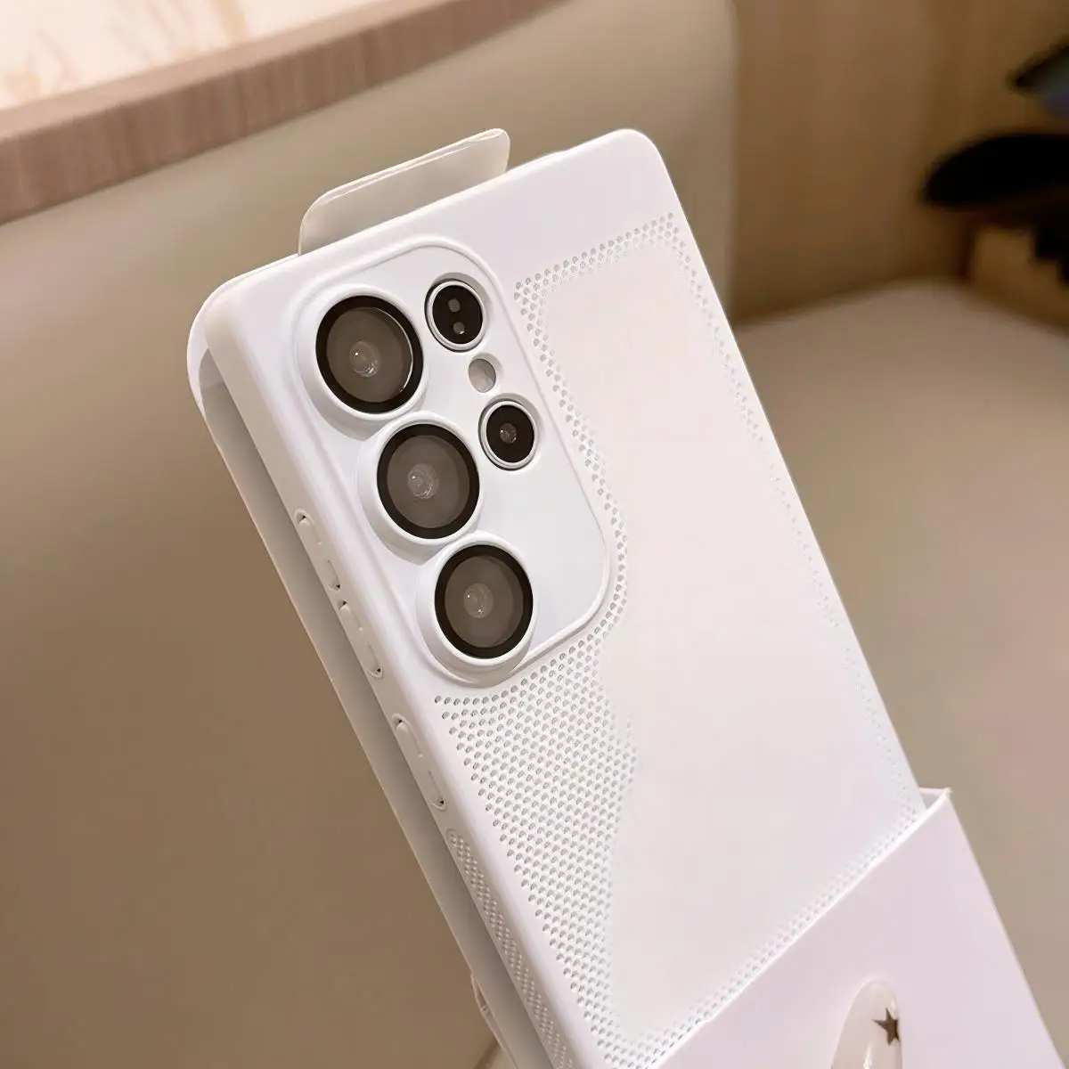 Enhanced Heat Dissipation Breathable Phone Case with Lens Protection and Solid Color