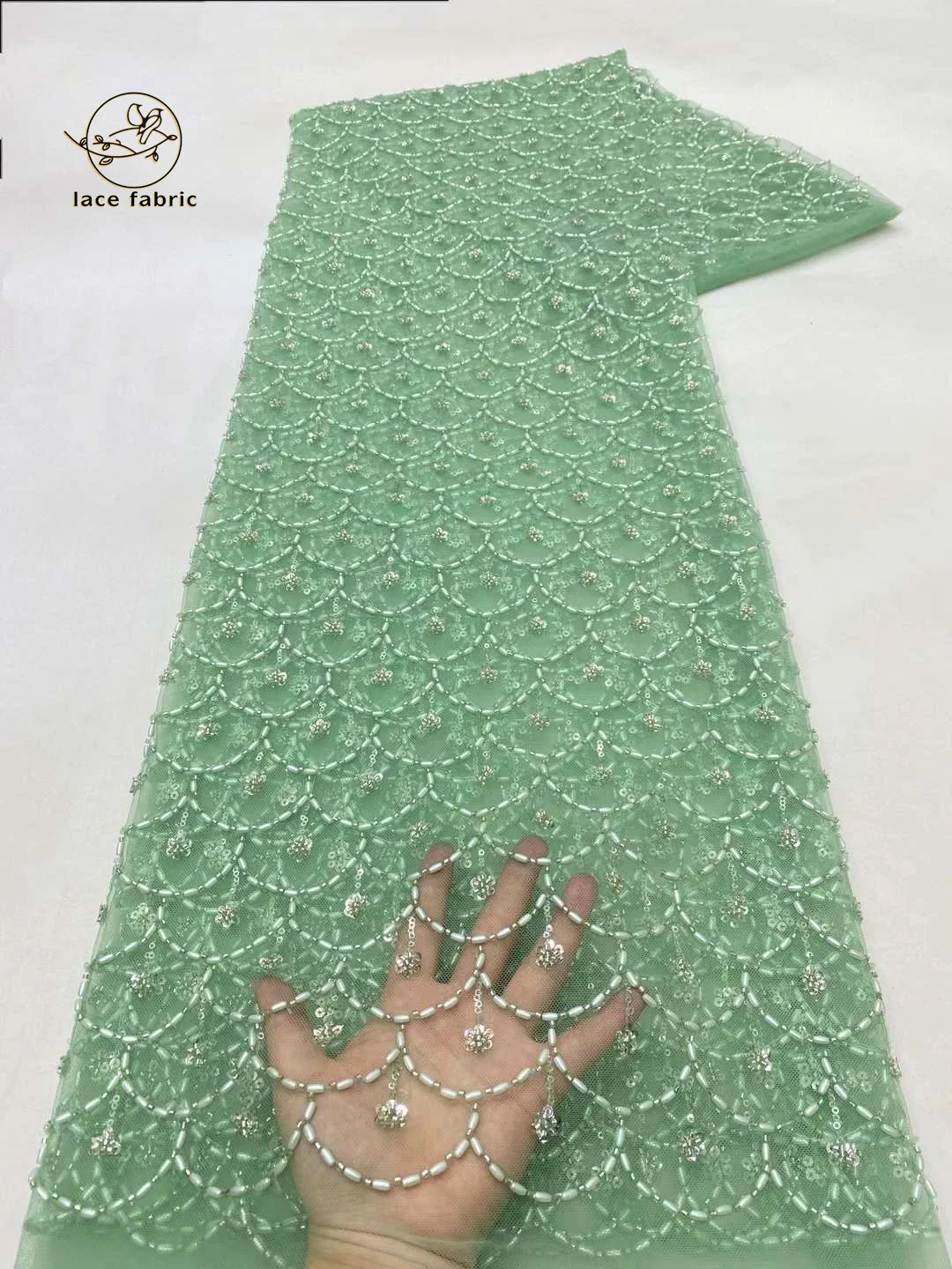 

2024 Sexy High Quality African Lace Fabric Sequins Mesh Luxury Heavy beaded Embroidered Tulle Laces Fabric for Sewing Dresses