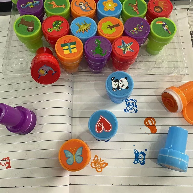 10pcs Cartoon Reward Stamps Creative Marine Animal Seal Assorted Stamps Kids Self-ink Toy Scrapbooking DIY Painting Decor