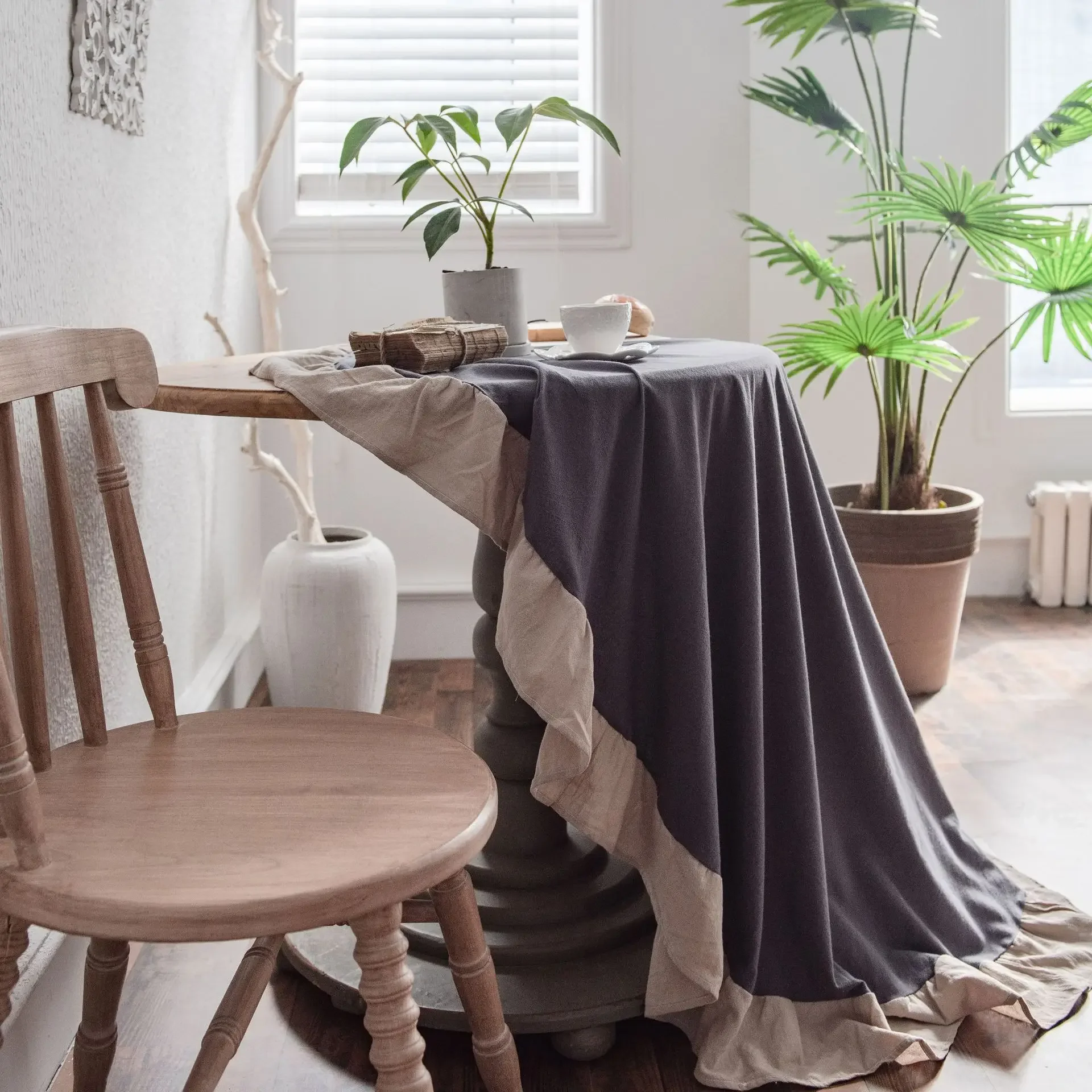 French Romantic Ruffle Cotton Linen Tablecloth - Retro Party Decoration