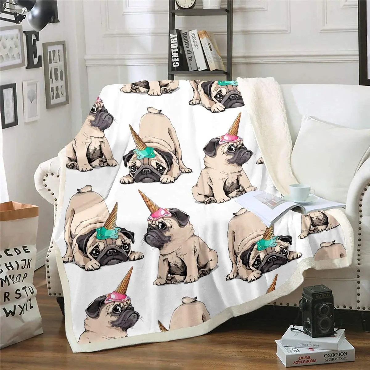 

Dog Fleece Throw Blanket Pug Dog Ice Cream Sherpa Blanket for Kids Boys Girls Animal Plush Blanket Cute Fuzzy Blanket for Sofa