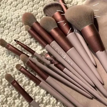 Set di 1/2 Pennelli per Trucco, Pennelli per Ombretto, Fondotinta, Cipria, Blush, Strumenti di Bellezza per Principianti, Novità