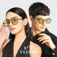 CLLOIO Anti-glare Day Night Vision Glasses Men Women Polarized Driving Sun Glasses Square Aluminum Photochromic Sunglasses UV400 2