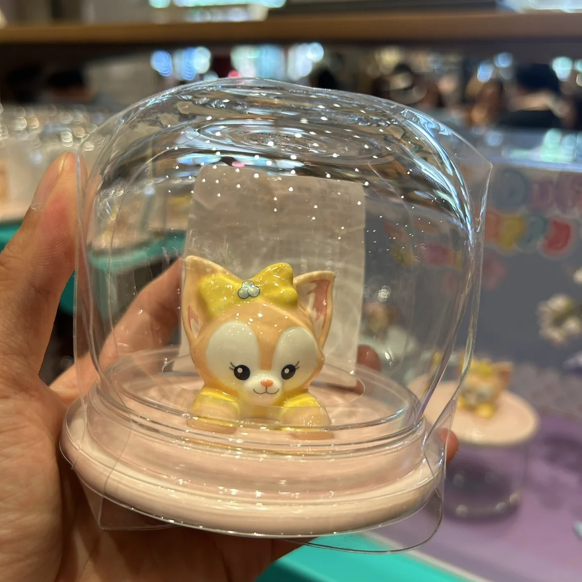 

Shanghai Disneyland cartoon cute LinaBell Ceramic Cup Winnie Drinking Coffee Cup