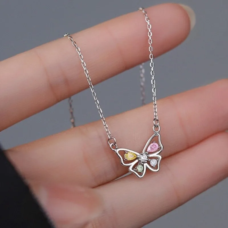 Sweet Butterfly Pendant Necklace for Women Girls Fashion Popular Choker Clavicle Chain Party Jewelry Gifts
