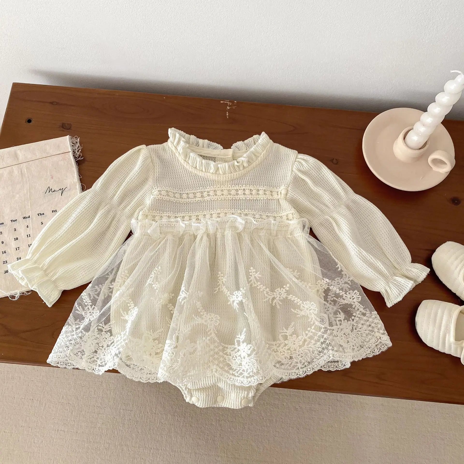 

Spring Autumn Baby Girls Bodysuit Lace Embroidery Toddler Girl Puff Sleeve Princess Dress Infant Birthday One Piece Dress Romper
