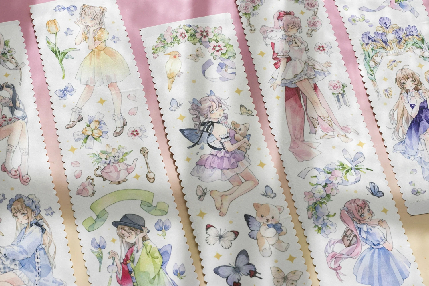 

Блестящая лента для домашних животных с цветочным рисунком