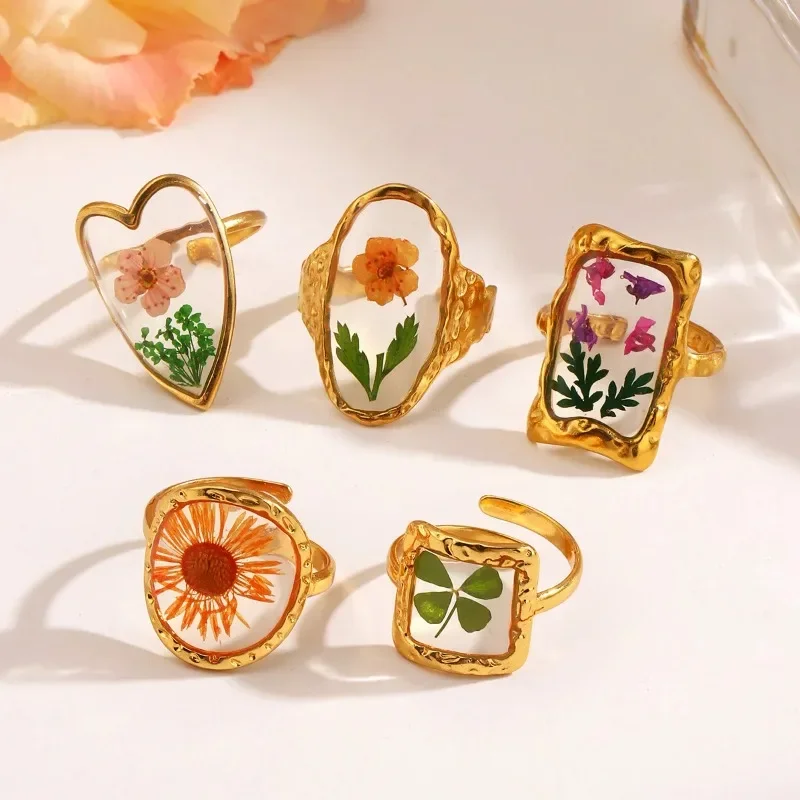 Luxury Stainless Steel Heart Oval Round Inlaid Eternal  Flower Ring for Women Fashion Special New Trend Jewelry Gift