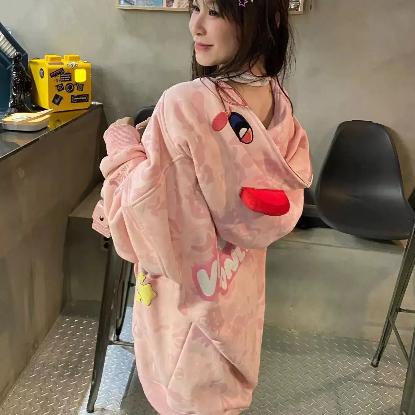 

Pink Anime Hooded Sweatshirt Woman Embroidered And Foam Print Sweatshirt High Quality Camouflage Couple Top Kawaii Clothes