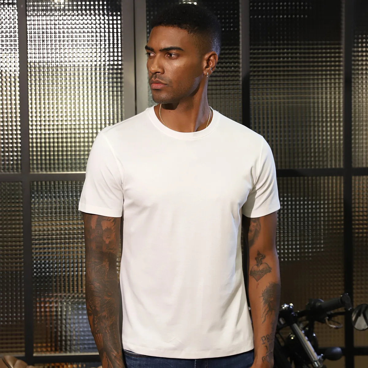 

2023 MRMT Cotton Mens Blank T-Shirt Crewneck Solid Color Casual Bottoming Men Tops Tees Shirt For Male Man T shirts Clothing
