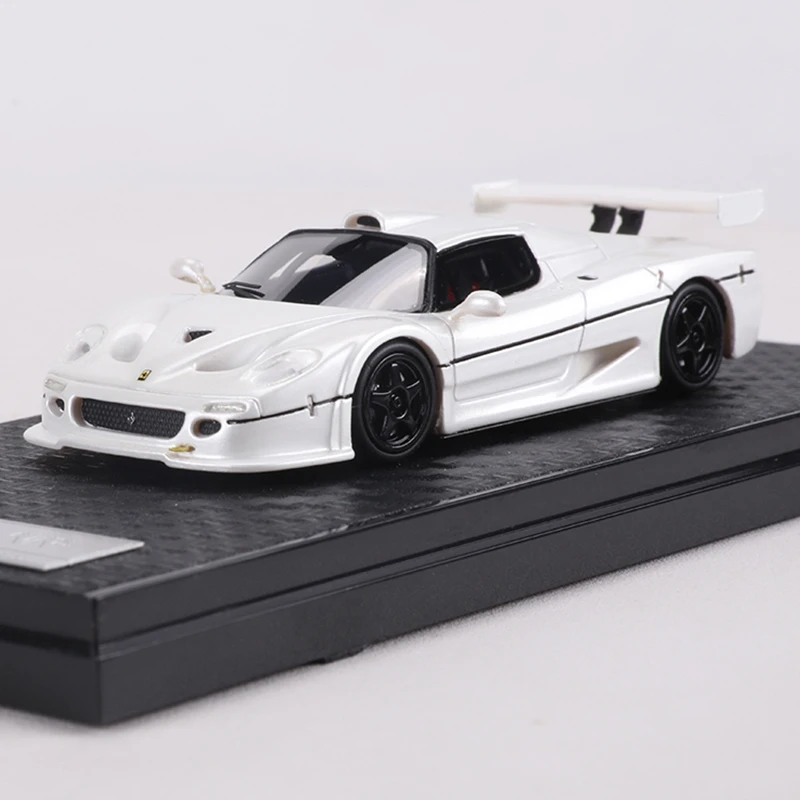 WHITE: NA 1:64 F50 Sports Car Simulation Resin Car ModelLimited Edition 
