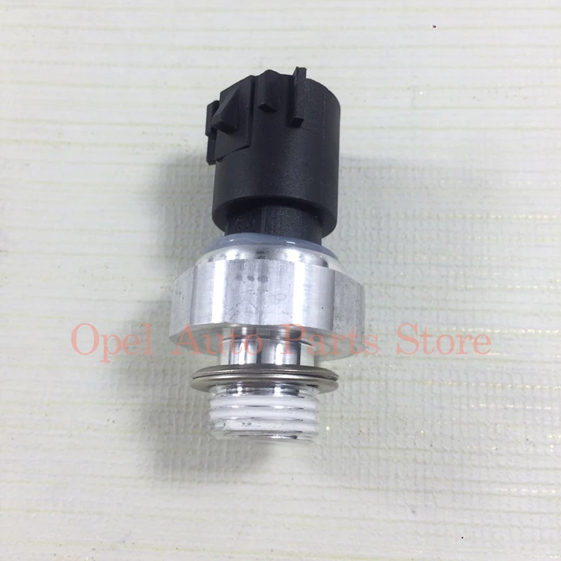 Engine Oil Pressure Sensor Switch 12621234 For Buick Chevrolet Camaro Cadillac CTS GMC Yukon Pontiac G8
