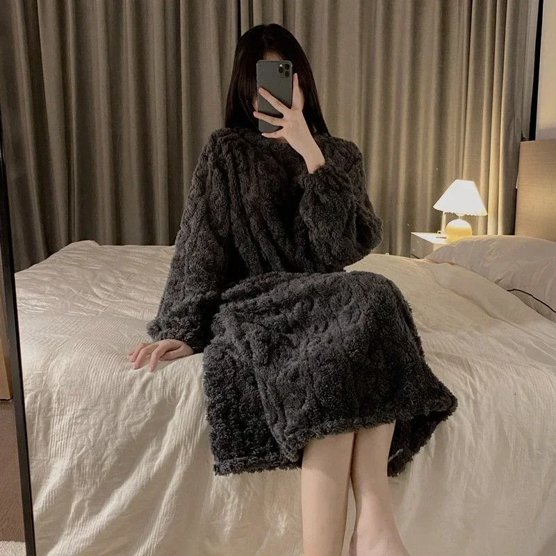 

2024 Winter Ｗarm Plush Nightdress Kawaii Girls Sleeping Dress Women's Nightgowns Nighttie Ladies Sleepshirts Home Skirts Fashion