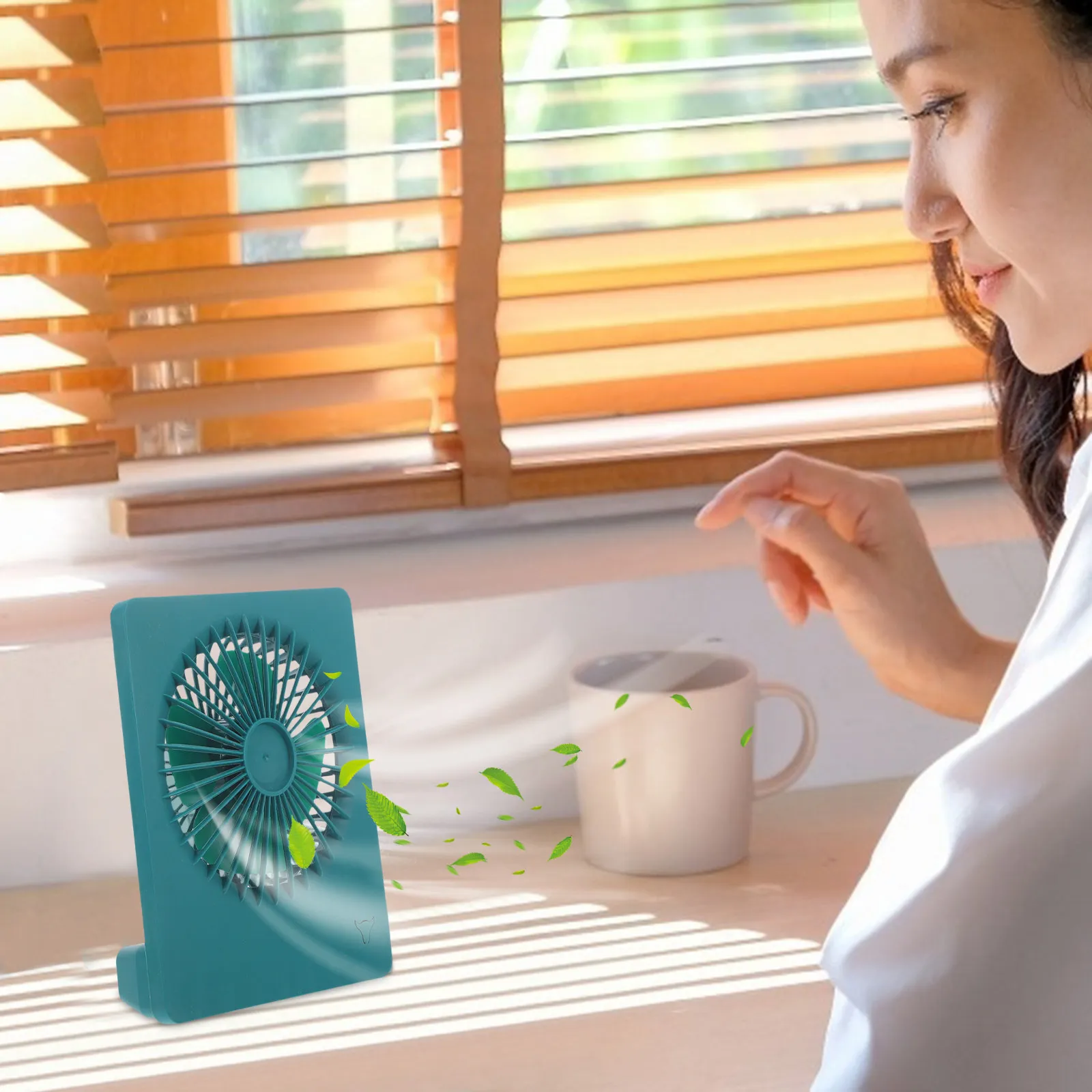 1Pcs 디스플레이 화면 교수형 팬 미니 접이식 USB 휴대용 충전식 무음 데스크탑 팬 사무실 홈 여름 냉각
