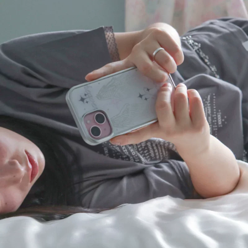 Korean-Inspired Cute Angel Wings Phone Case with Sweet and Spicy Design