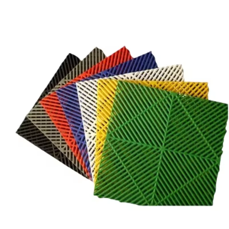 أرضيات بلاستيكية مضادة لغسيل السيارات، حصيرة تصريف متشابكة، بلاط أرضية المرآب الصناعي