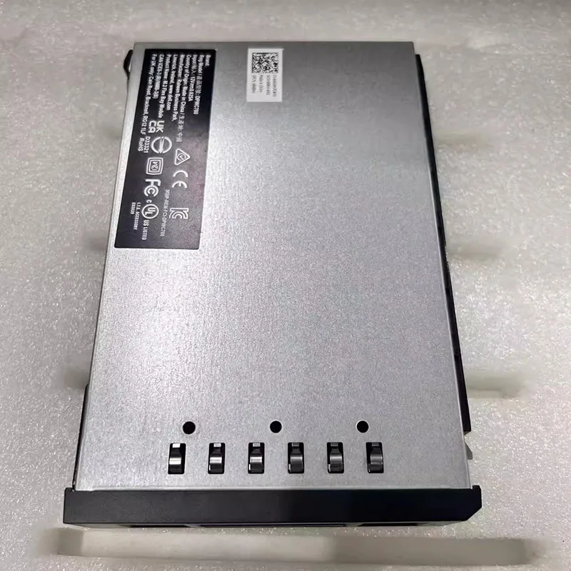 M.2 to U.2 w/Tray 66XHV 066XHV DPWC700 SAS Flex Bay Module For