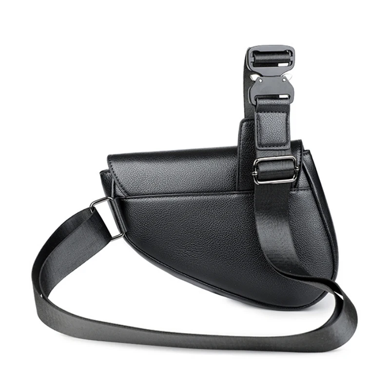 Men's Solid Color Casual Crossbody Messenger Bag – Lightweight Saddle Design with Zipper and Single Shoulder Strap