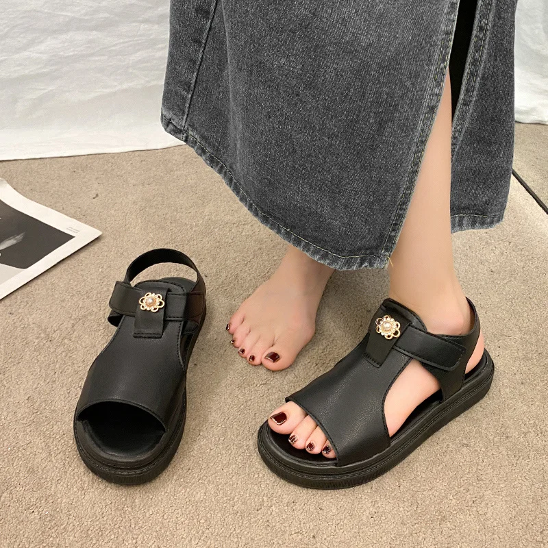 New Metal Decorative Rhinestone Design Casual Retro Platform Women's Sandals Fashion Women's Gladiator Hollow Flat Beach Shoes