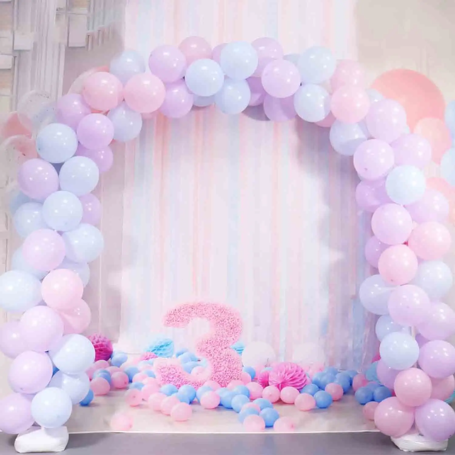 2.4 * 1.8M balloon arch bracket with base is suitable for weddings, birthdays, baby parties, and graduation parties without ball