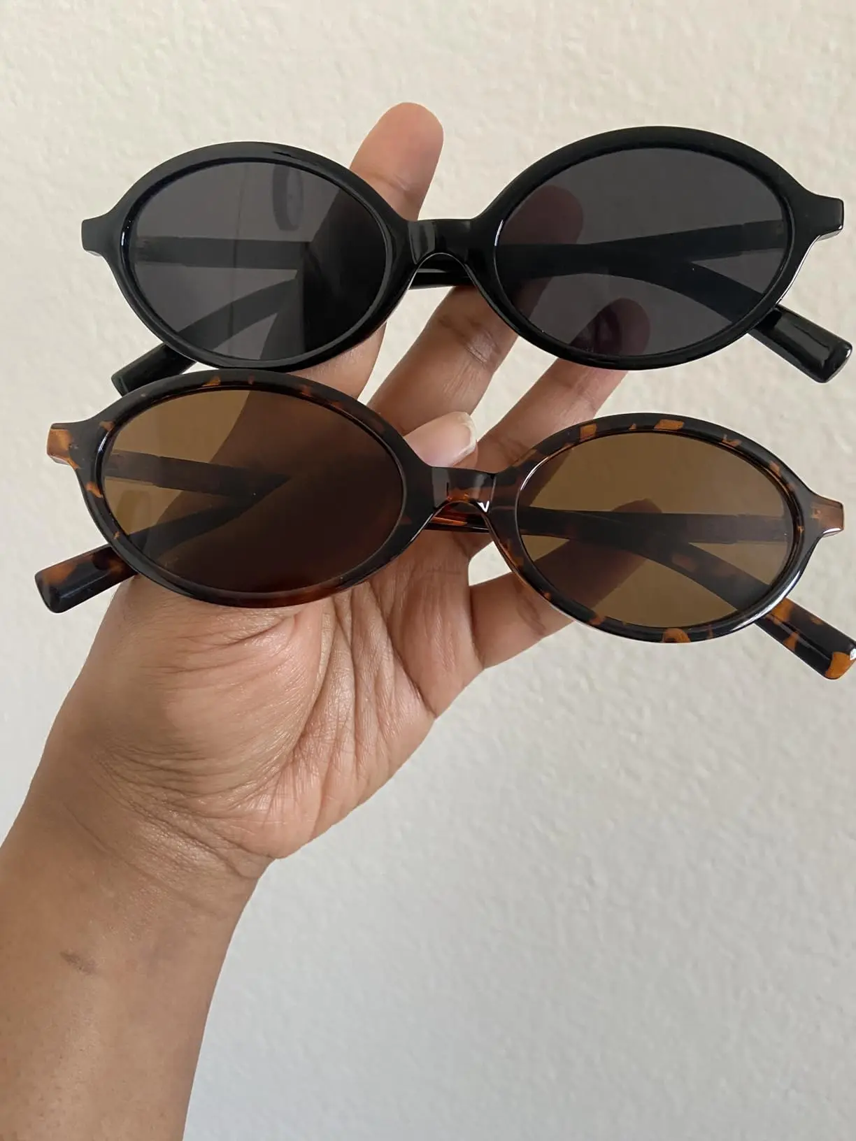 Trendy and Lightweight Sunglasses for Casual and Dressy Looks