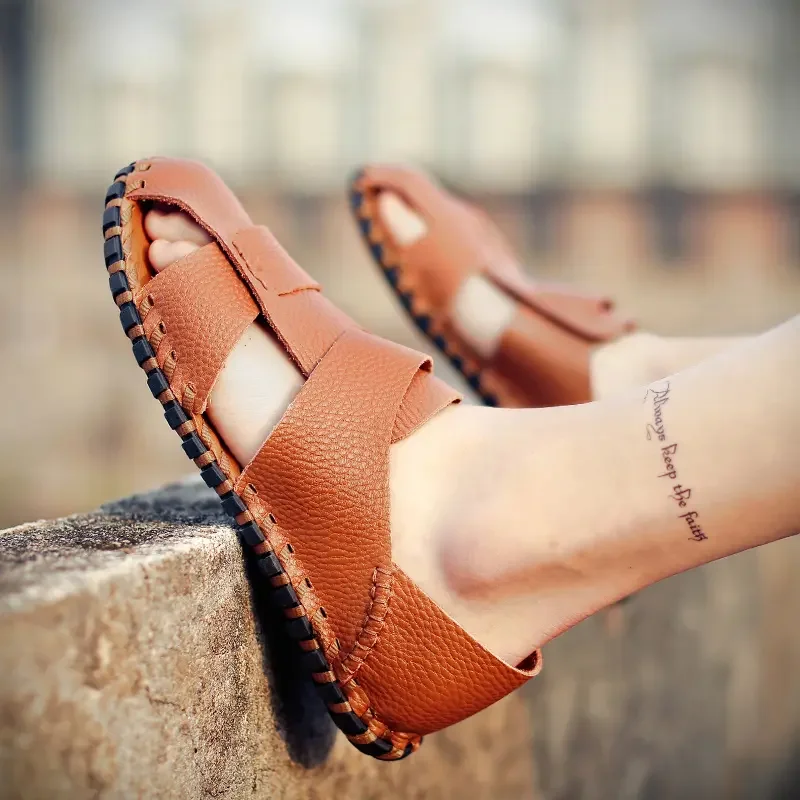 Sandals for Men Outdoor Summer Flats Sandals Leisure Beach Shoes Normal Leather Casual Men Sandal Fashion Shoes Designer Sandals