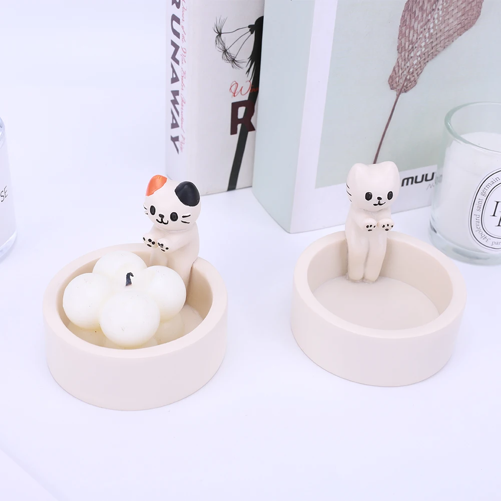 Kitten Candle Holder Warming Its Paws Cute Scented Light Holder Cute Grilled Cat Aromatherapy Candle Desktop Ornaments candle holders
