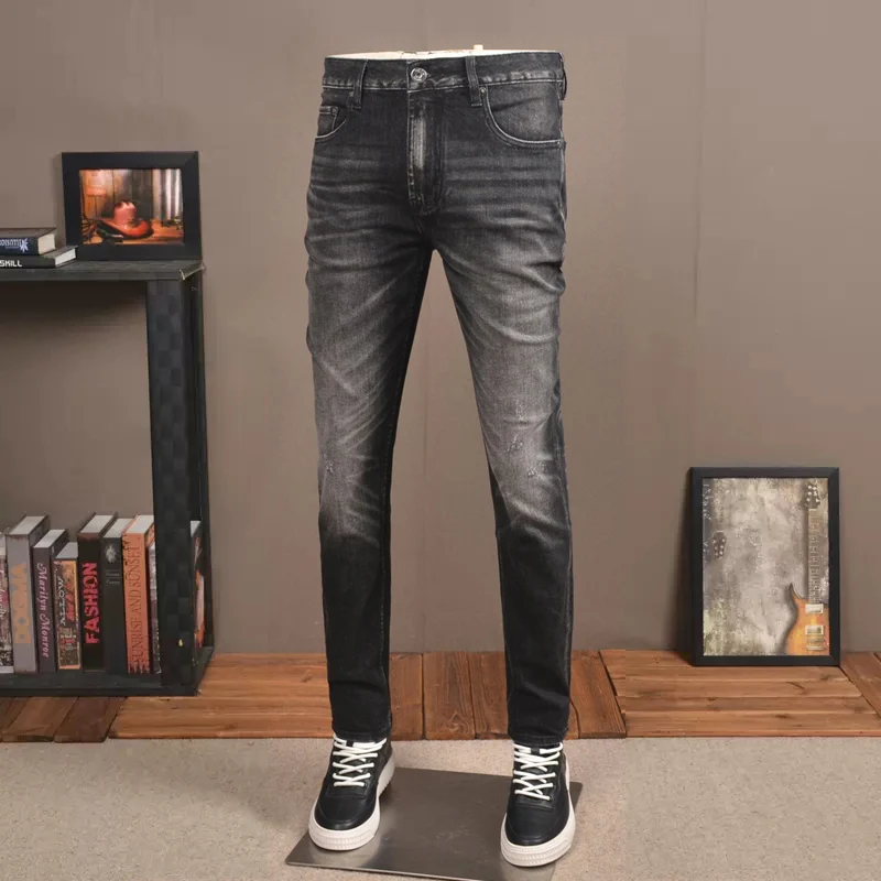 Рисунок 4 - Джинсы мужские зауженные рваные