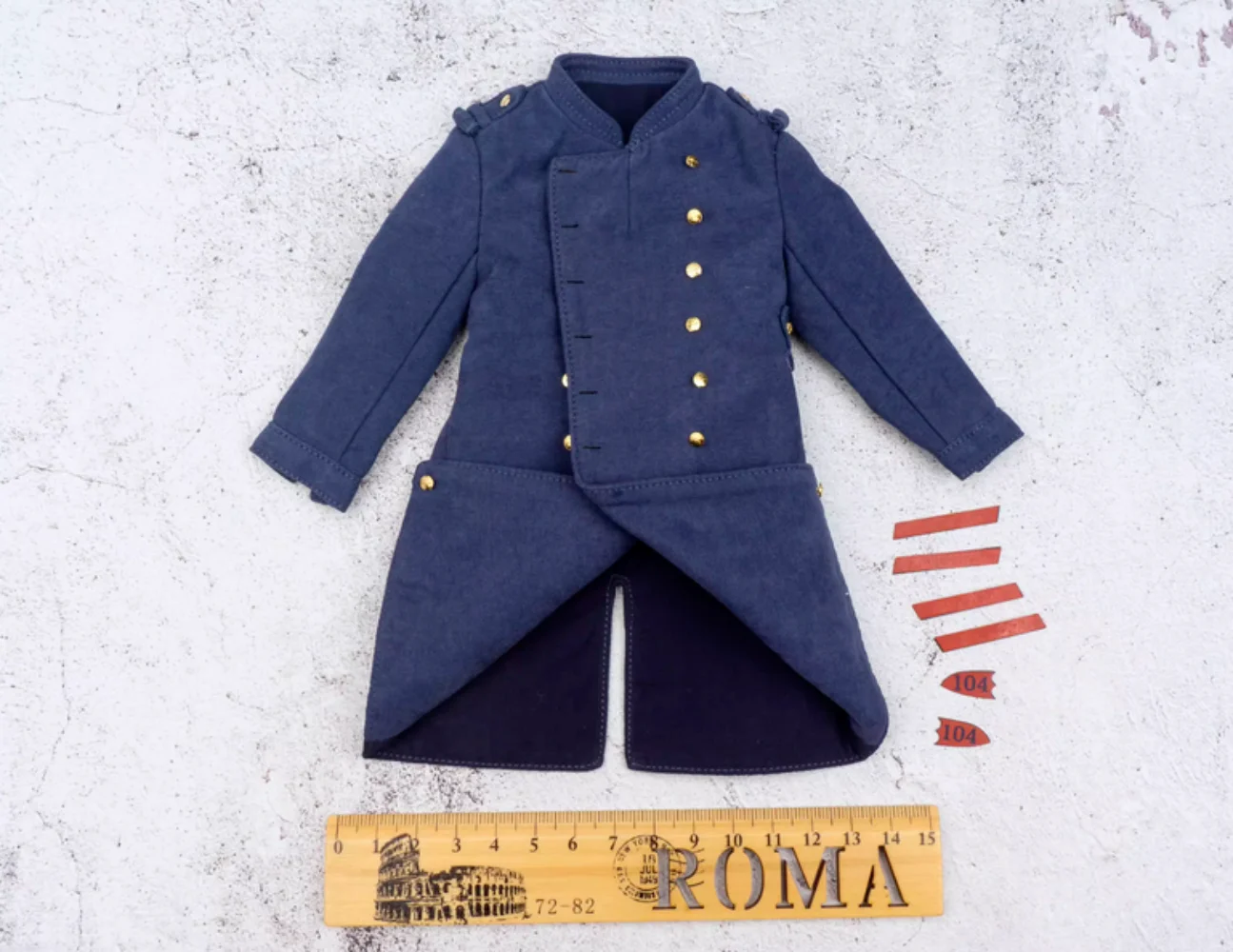 

QOM-1028 1/6 Soldier Clothes Coat for 12''104th Regiment of the French 6th Army