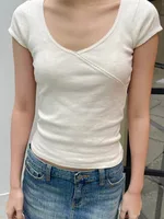 T-Shirt Vintage en Coton pour Femme, Streetwear à Col en V, Doux et Mignon, Style Y2K, Haut Simple, Été 2025 4