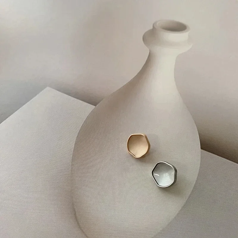 10pcs Set Artistic Alloy Shirt Buttons Avant-Garde Collar Cuff Closures 10mm Miniature Sculpture Buttons For Designer Blouses