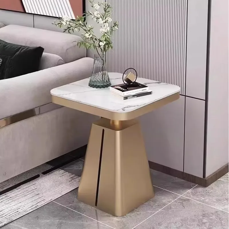 Tavolino semplice in metallo quadrato Glam per soggiorno