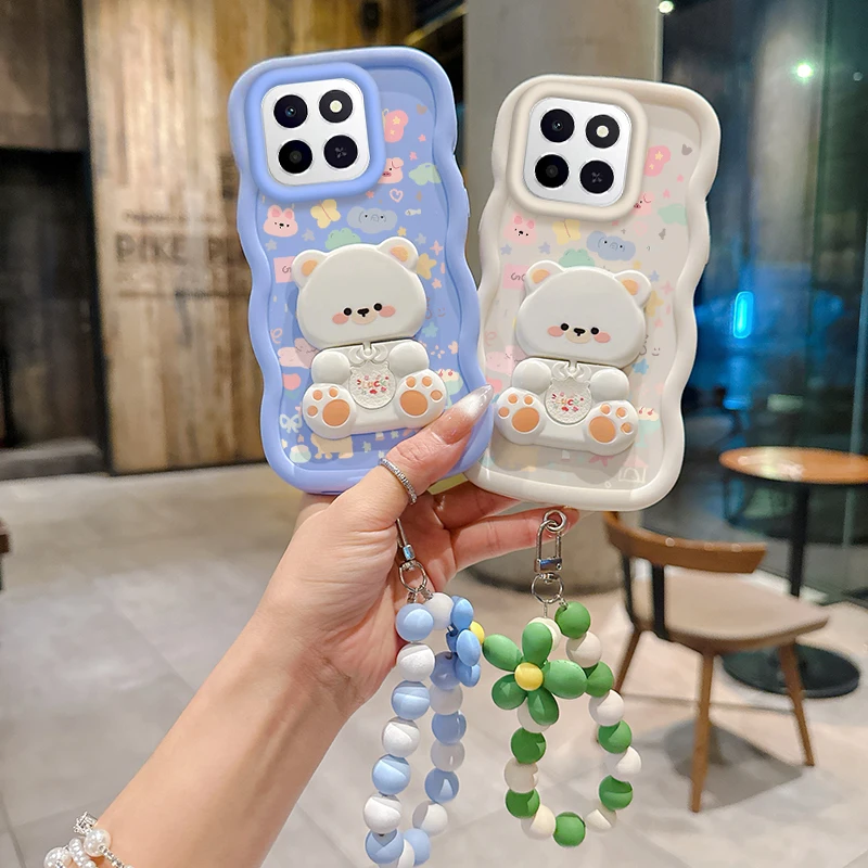 Silicone Cartoon Animal Wavy Phone Case with Lanyard