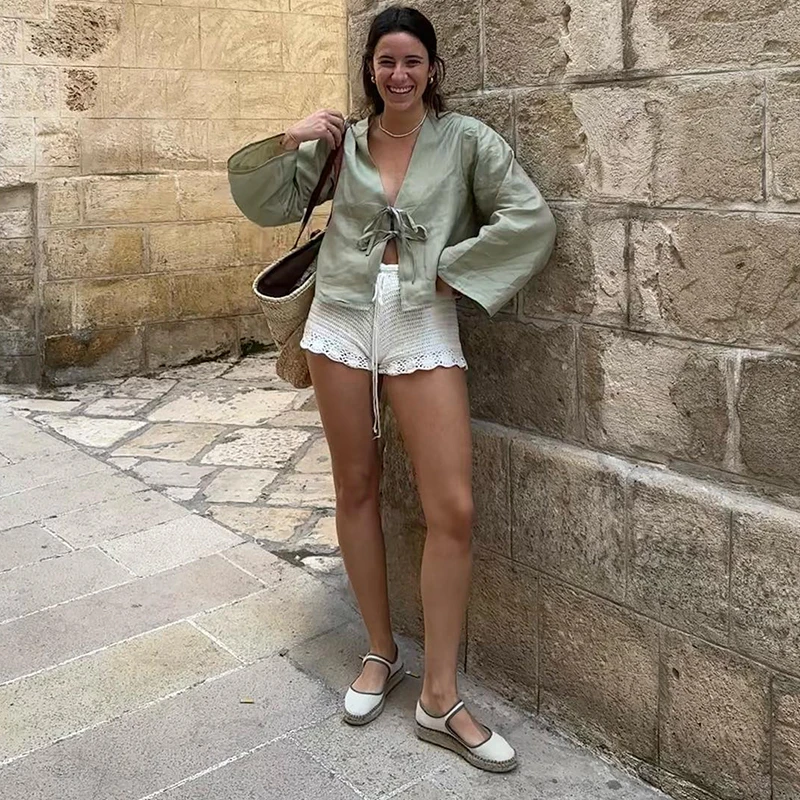 Fashion V-neck Lace Up Shirts Women Spring Summer New Casual Long Sleeve Blouse For Female Solid Elegant Street Lady Tops