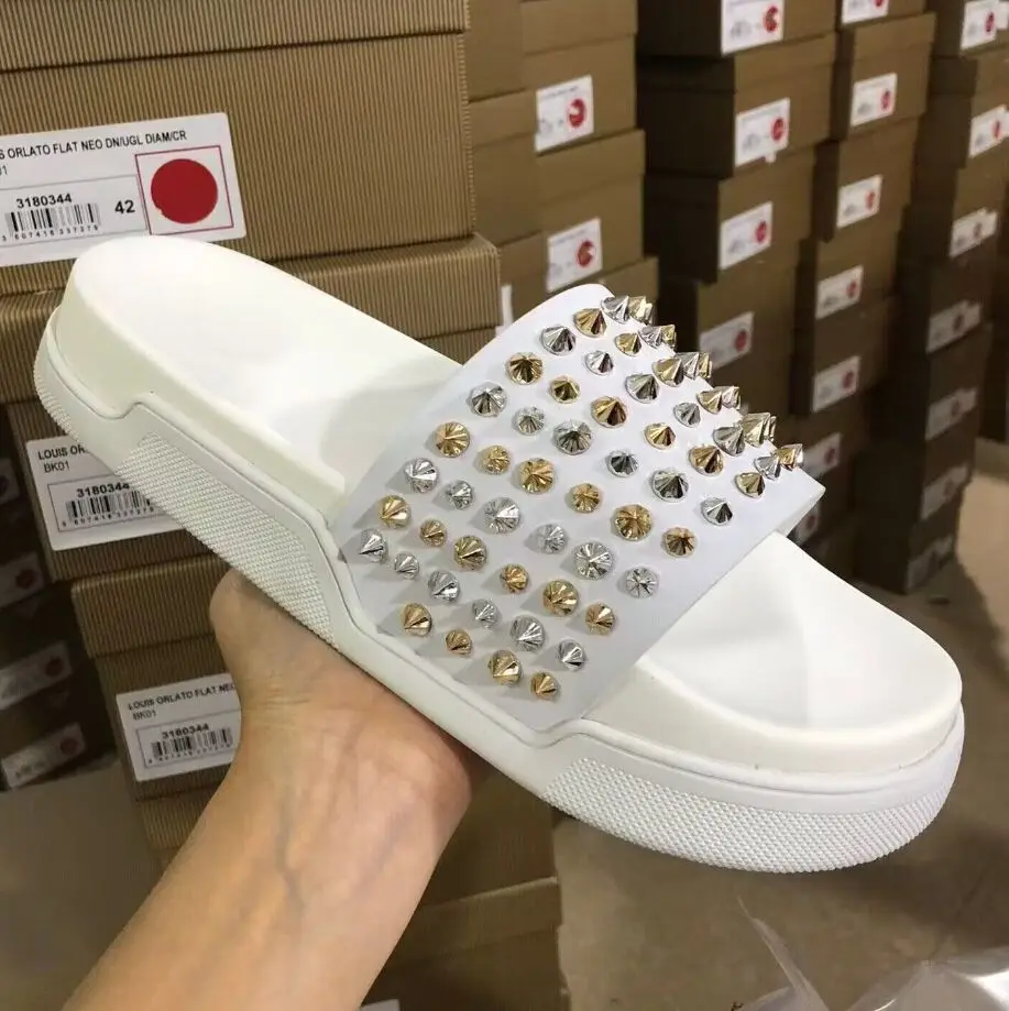 2023 RIvets Shoes Summer Fashion Leather Flats Black Riveted Shoes Red