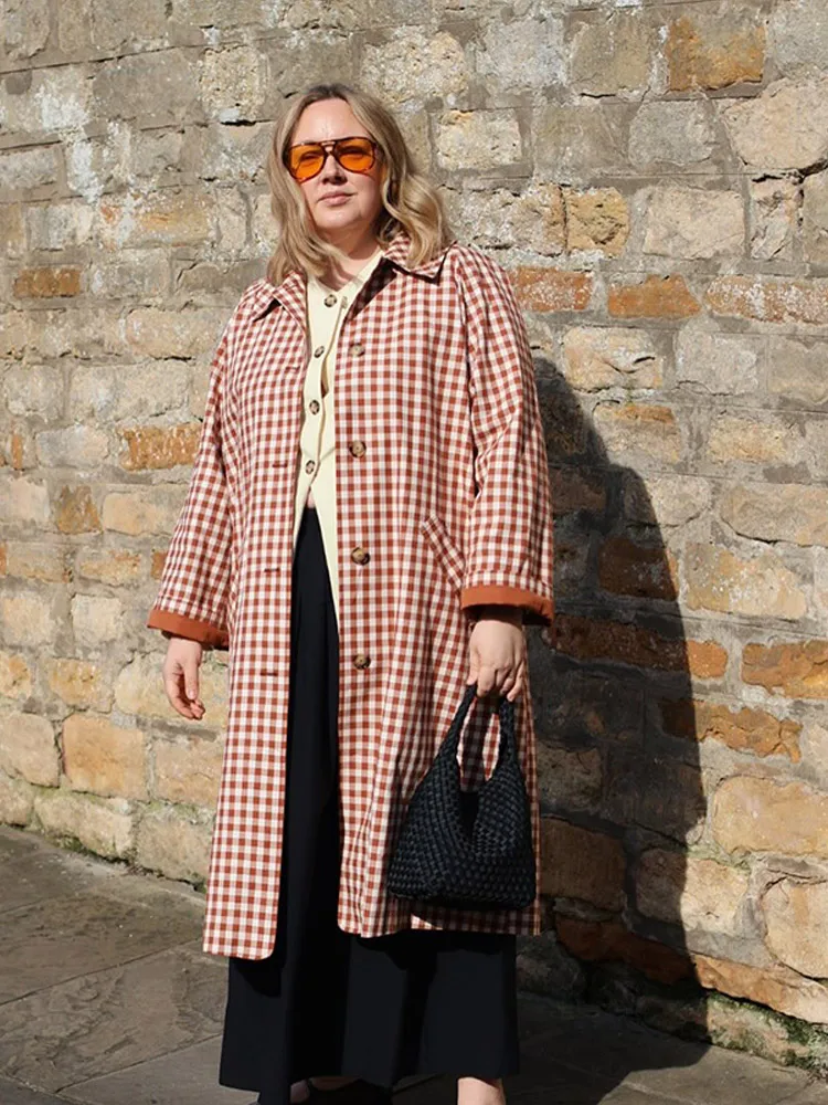 Chic Women's Casual Plaid Windbreaker Jacket with Lapel and Pockets