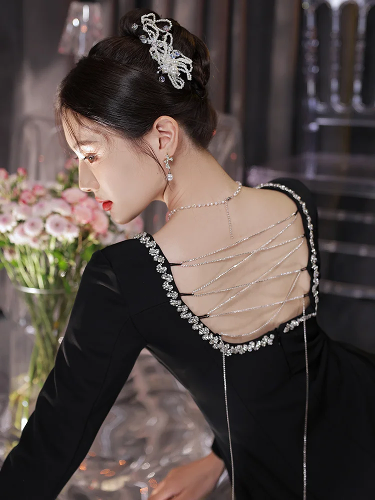 

Black Little Evening Dress Temperament Celebrity Sexy Backless Dress Light Luxury Small Figure Long Sleeve