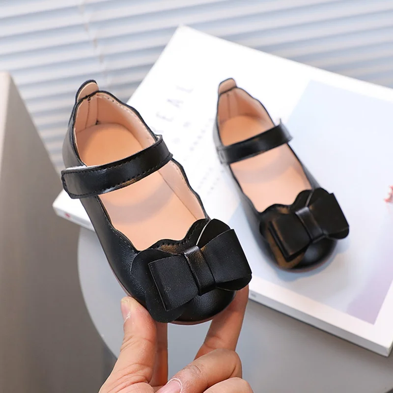 Spring Summer Children Girls Leather Shoes Cute Soft Bottom Non-Slip Bowknot Design Casual Shoes Kids Party Princess Flat leather shoes girls shoes girls flats