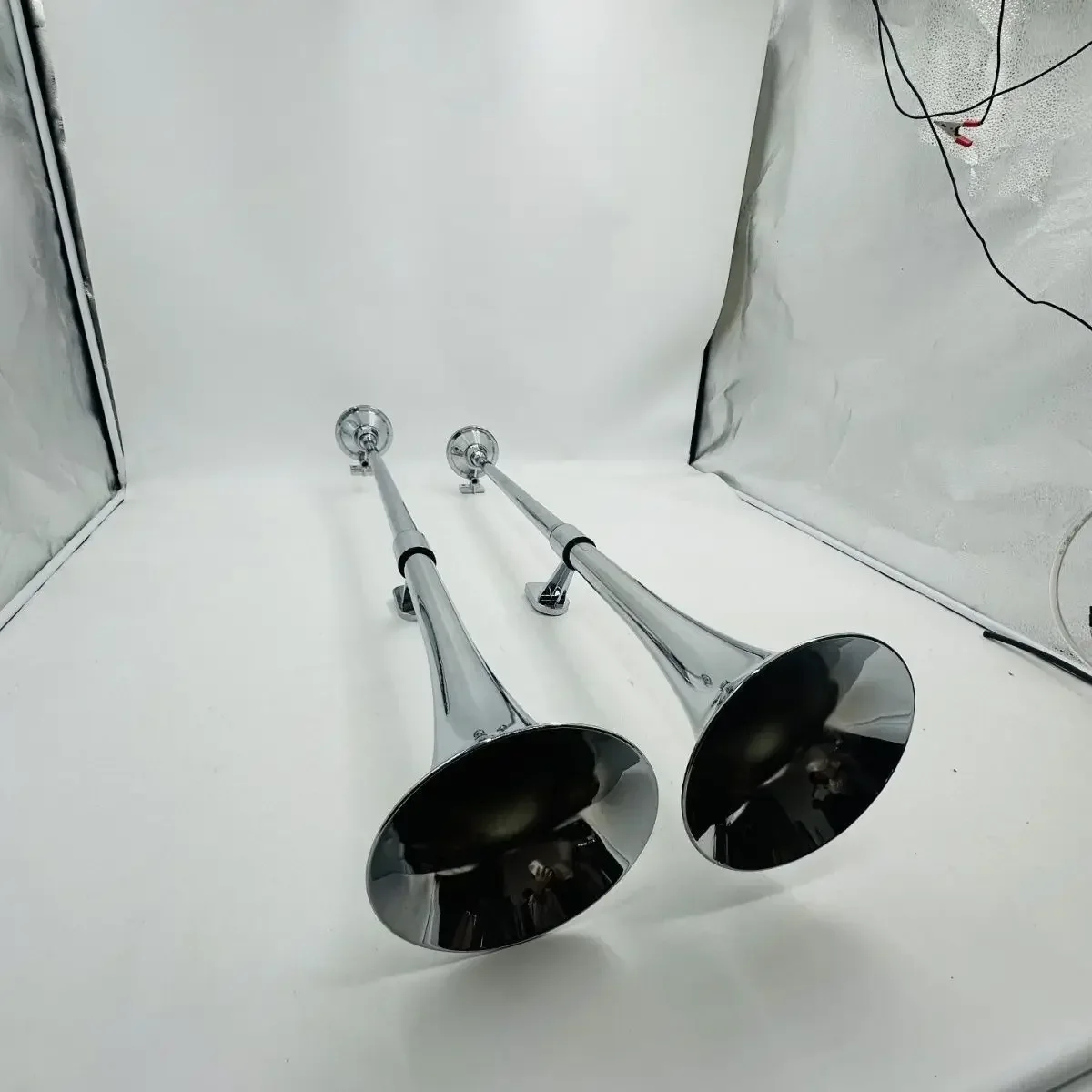 내구성이 뛰어난 대형 트럭용 고음/저음 가스 경적 12V/24V 호루라기 증기선 기차 소리 1미터 길이 에어혼 큰 소리