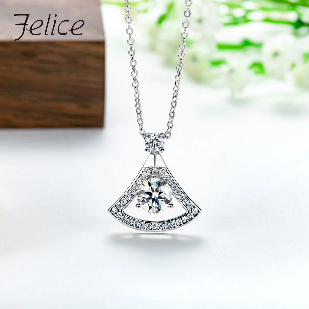 

Felice 1CT Moissanite Rudder Necklace 925 Sterling Silver With Cer D Color Lab Diamond 40+2+3CM Luxurious Necklace For Women