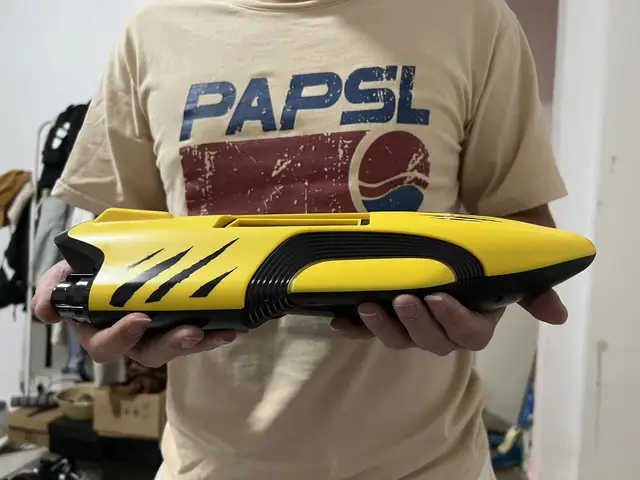 2022 New RC Boat 2.4 Ghz Brushless Electric High Speed Racing Speedboat Waterproof Yacht Small Boat RC Yacht Electric Kid Toy 2