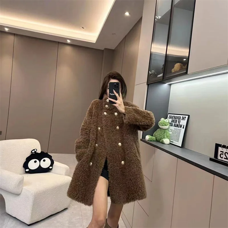 Black Lamb Wool Coat 2024 Autumn/Winter New Popular and Popular Maillard Small Fragrance Style High Grade Fashion Mid length Top