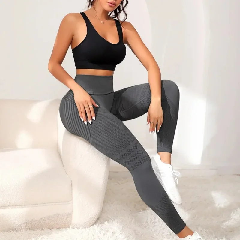 Seamless Knitted Sexy Line Hip Lifting Running Sports Tight Leggings Women's High Waist Stretch Fitness Pants Riding Yoga Pants