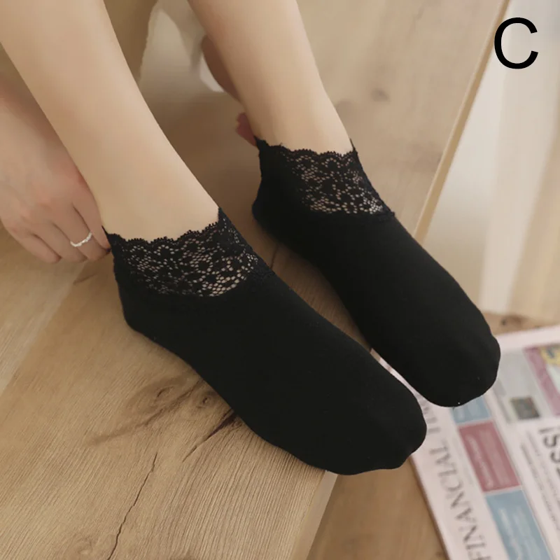 Description Picture 5 of itemWomen Low Lace Tube Thermal Socks Vintage Cute Thick Plus Velvet Warm Home Floor Socks Autumn Winter Anti-slip Sock Slippers