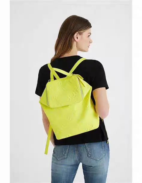 Spanish foreign trade new heavy embroidery printed women's backpack handbag 3